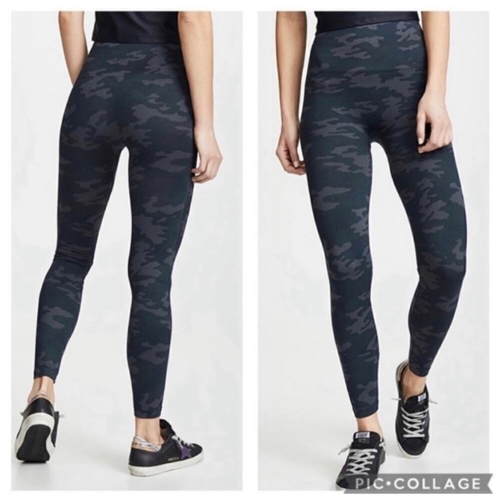 SPANX Seamless Camo Leggings